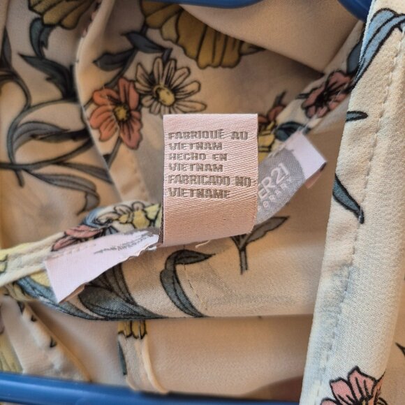 Forever 21 Contemporary Floral Blouse Large - Picture 10 of 14